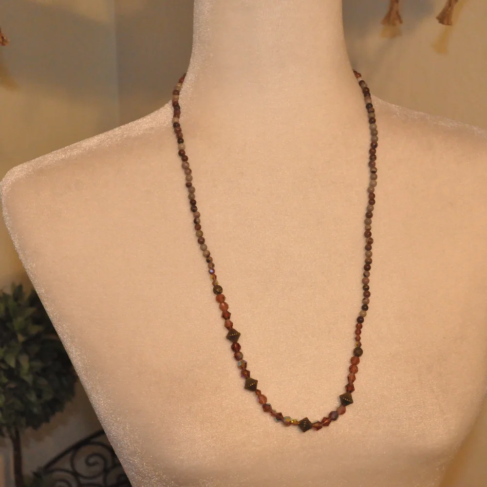 NWT Elegant Brown Necklace with Intricate Pendant Design